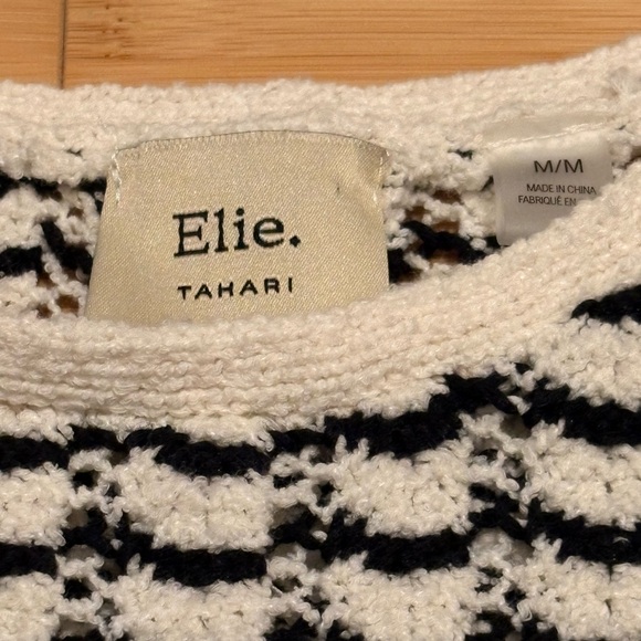 Elie Tahari Knit Tank Top Black Cream Textured Sweater Camisole Size M - Picture 4 of 5
